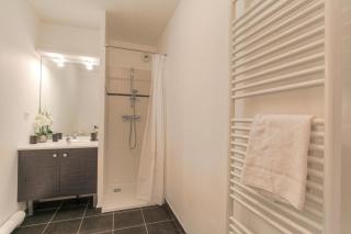 Cosy et Calme avec parking - Villeurbanne - 7