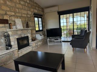 Villa Margarita Latchi - 8