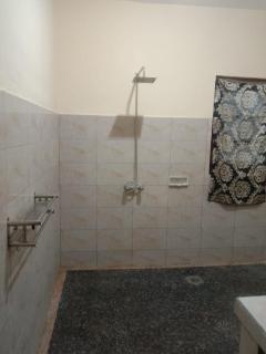 Gusti family guest house - 5