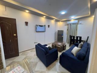 Spacious 2-Bedroom Apartment - Families Only - 4