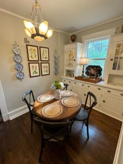Spacious Central Gardens Home and Carriage House - 2