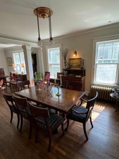 Spacious Central Gardens Home and Carriage House - 6