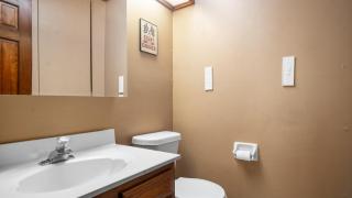 4bd Contemporary Home with BBQ, Game Room - 9