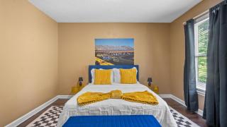 4bd Contemporary Home with BBQ, Game Room - 2