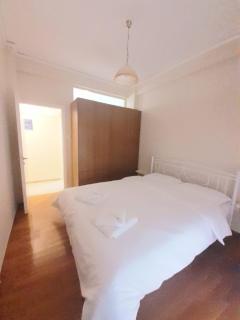 A-Apartments -- Agiou Therapontos - Atene - 1