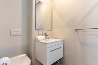 The Rose 107: Modern Corner Unit with Balcony ~ - 1