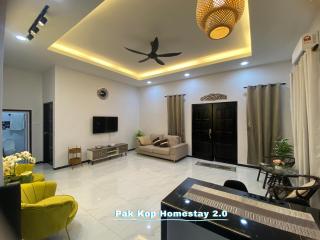 Pak Kop Homestay with private pool 2 - Parit Buntar - 3