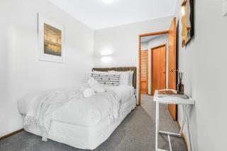 Tree Top Retreat in Central City - By KOSH BNB - 6