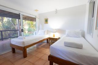 Treeside - Sleeps 6 - Point Lookout - 4