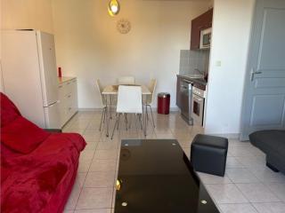 Appartement 2 pièces avec terrasse et parking privé, proche centre et plage - FR-1-229D-131 - Fleury - 4
