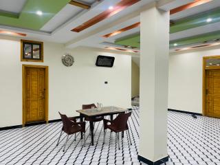 The Abbott Crown Hotel Rajwal - - 2