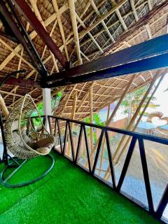 On Board Panglao Beach Hostel & Resort - Dao - 6