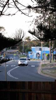 Anna Bay Beach House with plunge pool, air hockey, PS4, close to shops - Anna Bay - 5