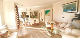 Affordable Melbourne Suburban Home with Free Parking - 4