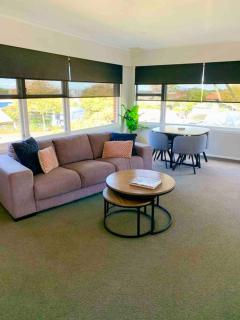 Centrally located and recently renovated - 4