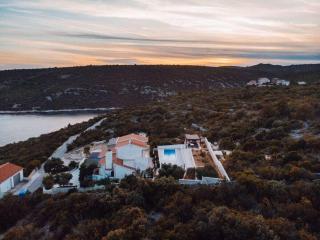 Brdar Comfortable holiday residence - Vinišće - 3