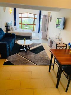 Seabreeze suites Villa - Diani Beach - 3