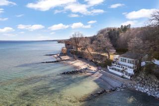 Stunning Newly Renovated Modern Beach House - 7633 - Cedar - 9