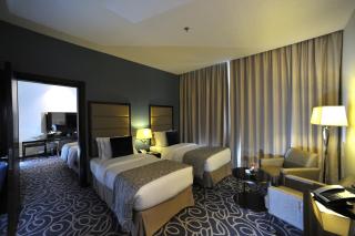 Ramada Abu Dhabi Corniche - Abu Dhabi - 3