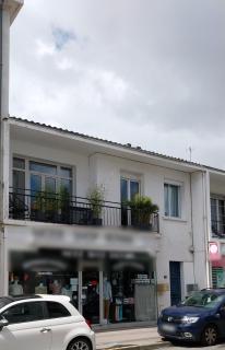 Maison de ville plein centre, 3 étoiles, à 200m de la plage, parking privé, WIFI - Royan - 4