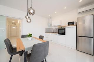 Apartment Gracin - Brand new with terrace and seaview - Trogir - 5