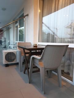 Cozy apartment by Julie - 1