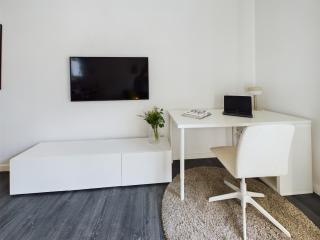 Elegancki Apartament z Tarasem w Gdańsku by Noclegi Renters - Danzig - 5