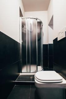 BOLOGNA SUITES - PRIVATE BATHROOM - 7