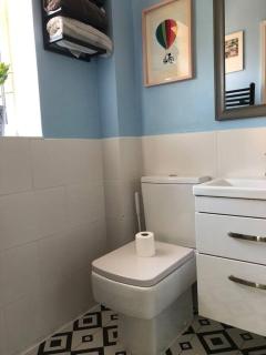Entire three bed house with garden - Bristol - 7