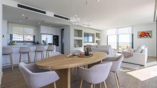 Apartamento entero en primer línea del mar - La Pineda - 0
