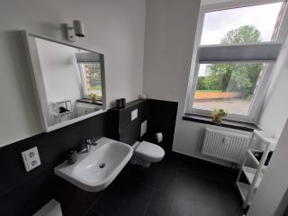 CityOase Magdeburg am Königsweg, Studio 2 - WiFi, Netflix, Stellplatz - Magdeburg - 1