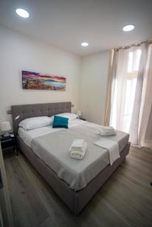 NA City Rooms - Naples - 4