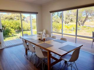 Banksia Lakeview Retreat - 4