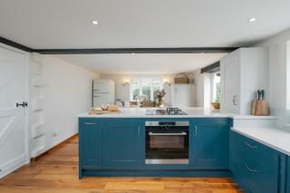 Castle View House - 3