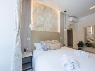 White Ottaviano - 4