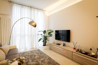 Little Kingdom - Milão - 1