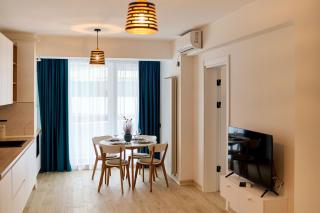 Emerald Gems Apartment in Infinity Beach Resort - Mamaia - 8