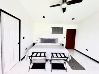 Black & White Apartments - Monteverde - 1