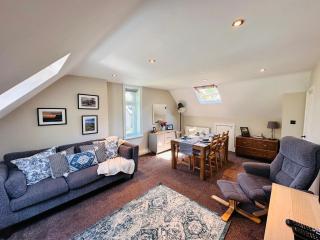 Squair Apartment - Buxton - 0