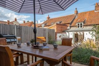 Charnwood Cottage 4 - 6