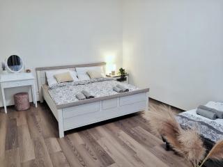 Modern apartment near Wenceslas Square - Praga - 3