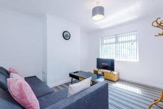 Large 5BR Skipton House - With Spacious Parking - Close to Station - Skipton - 2