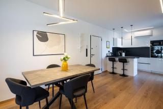 Bloom - Luxury 2-Bedroom Apartment in Athens - Athens - 5