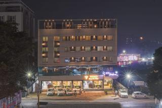 Hotel Vrindavan Deluxe Kolhapur - Kolhapur - 9