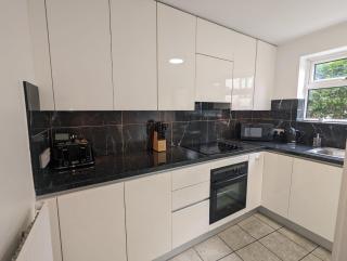 3 Bedroom apartment - Trumpington - 4