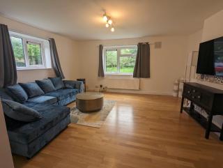 3 Bedroom apartment - Trumpington - 8