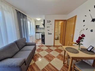 Modern eingerichtete Apartment ideal für junge Paaren im Zentrum von Baska - Baška - 0