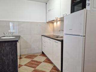 Modern eingerichtete Apartment für 4 Personen ideal für Famillien mit Kinder im Zentrum von Baska - Baška - 7