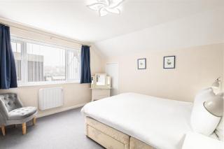 Host & Stay - Farthings - 8