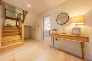 Monterey House - 5
